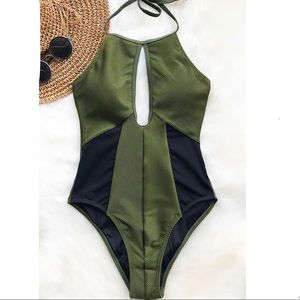 NWT CupShe Olive Swim Suit M